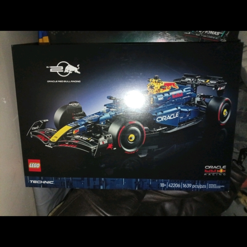 Lego Technic Racing Car - Blue, Red, Yellow - Picture 11 of 16